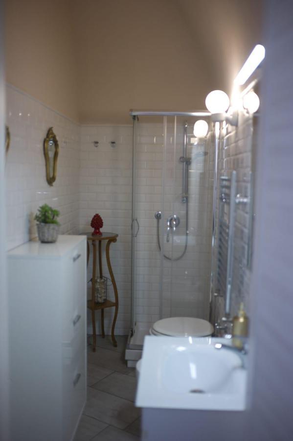 Bed and Breakfast Sunshine House Katánie Exteriér fotografie