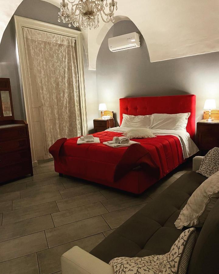 Bed and Breakfast Sunshine House Katánie Exteriér fotografie