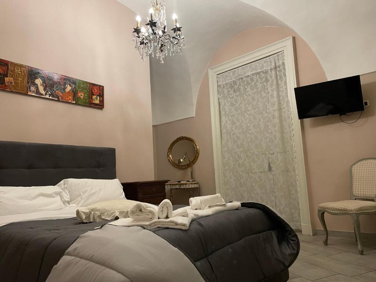 Bed and Breakfast Sunshine House Katánie Exteriér fotografie